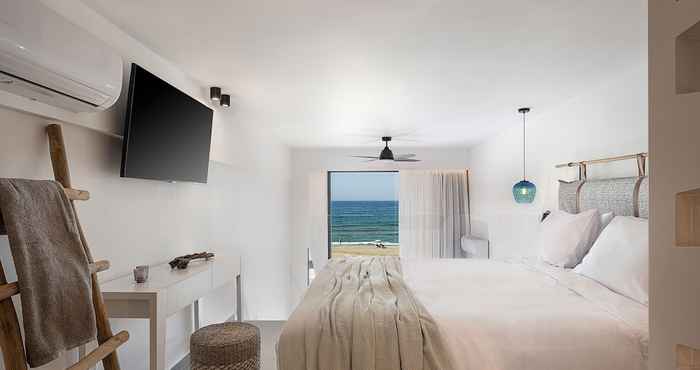 Lain-lain Calla Luxury Seafront Suites