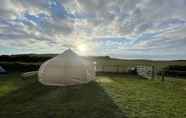 Others 2 Impeccable 1-bed Bell Tent Near Holyhead