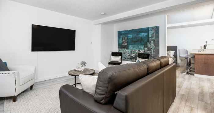 Lain-lain Fully RENOVATED Studio | Ski In/Out: Closest Condo to Lift | Pool & Hot Tubs