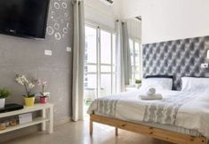 Others 5 Luxury studio with balcony and parking