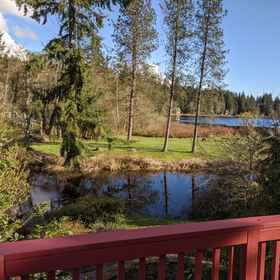 Primary image 1 エピック レイクハウス W カヤックス アンド レイクアクセス 3 ベッドルームホーム バイ レッドオーニング, ワットコム郡 ホテル