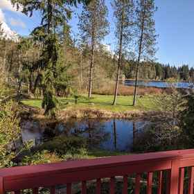 Primary image 1 Epic Lake House W Kayaks And Lake Access 3 Bedroom Home by Redawning, Lake Padden Golf Course 酒店