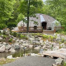 Primary image1Dome House Retreat,阿尔斯特县別墅