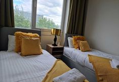 Lain-lain 6 Remarkable 3-bed Apartment in London