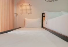 Others 2 Cozy Studio At Patraland Amarta Apartment