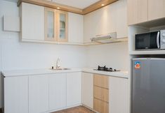 その他 4 Minimalist Spacious Studio Room At Apartment Galeri Ciumbuleuit 1