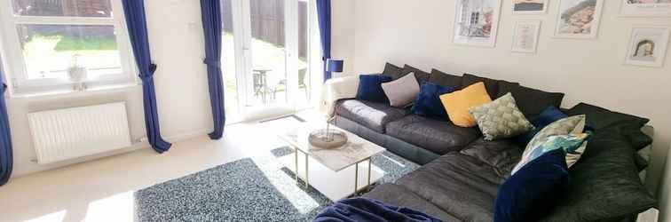 Khác Boutique 3-bed Home with Free Parking in Glasgow