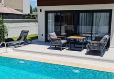 Khác 2 Room in Villa - Cheerful Brand New 4 Bedrooms Villa With Pool