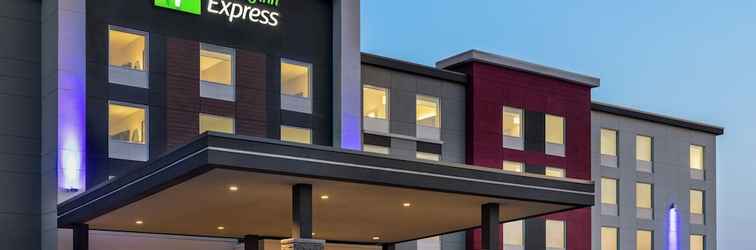 Others Holiday Inn Express Strathroy, an IHG Hotel