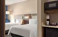 Others 6 Holiday Inn Express Strathroy, an IHG Hotel