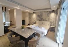 Others 3 G Hotel by JL