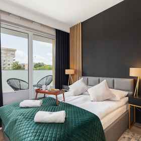 Primary image 1 Apartment Krakow Lema 17 by Renters, Hotel Krakow Bus Station Czyżyny