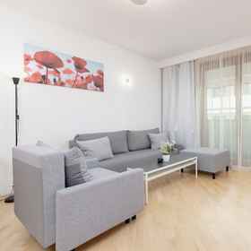 Imej utama 1 Apartment Krakow Nowy Swiat by Renters, ヤギェウォ大学医科大学 ホテル