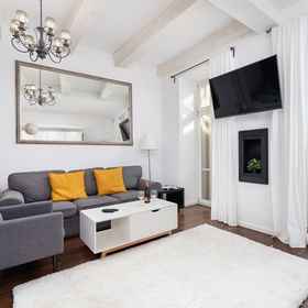 Primary image 1 Apartment Krakow Soltyka by Renters, Hotel Krakow Bus Station Czyżyny