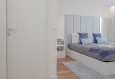 Others 5 Liiiving -Luxury River View Apartment IV