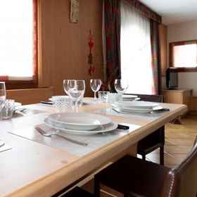 Room 1 Italianway - Funivie 6A, Chiesa in Valmalenco Hotels