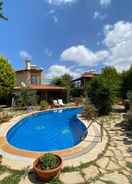 Imej utama Villa With Pool and View Near Old Town in Datca