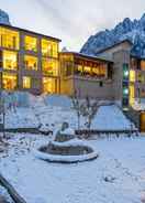 Imej utama Hotel Snowland Sonmarg