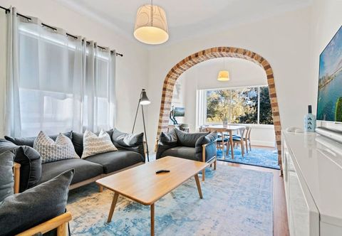 Others The Great Escape Coogee