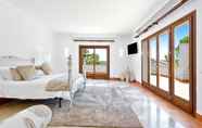 Lainnya 4 Sotogrande White House Villa