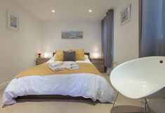 อื่นๆ 3 Ocean Gate