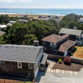 Primary image1曼薩尼塔 Vivenda Vida Boa by Avantstay 最近翻修的房屋,擁有可愛的陽光甲板,内哈莱姆湾州立公园飯店