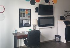 Lain-lain 6 The Fireside Inn