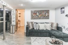 其他 Cozy Modern 1br Apartment - Just 10 Mins From Jfk Airport 1 Bedroom Apts by RedAwning