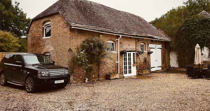 Others Manor House Mews Rustic Stable Conversion