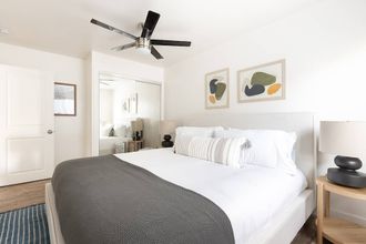 Others 4 Grant Hill 2 Unit Buyout by Avantstay 7 BR 2 Unit Home w/ Patio