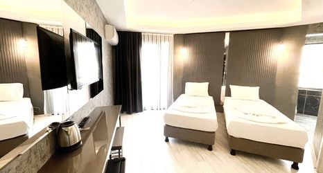 Lain-lain 2 Emilia Hotel