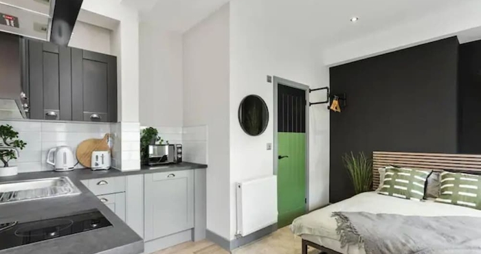 Others Modern & Bright 1 Bedroom Studio Apt