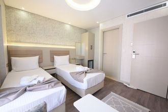 기타 4 FLORİNA HOTEL