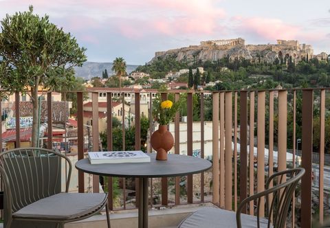 Lain-lain Altar Suites