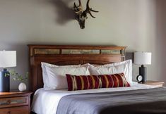 Others 5 Skylight by Avantstay Elevated Mountain Home w/ Hot Tub, Billiards, Large Patio