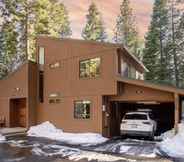 Others 7 Polaris by Avantstay Woodsy Tahoe Cabin With Spacious Deck Close to Lake