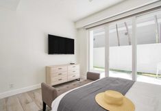 其他 4 Sea Breeze by Avantstay Across From Fort Lauderdale Beach! Pool, Out Door Dining, Fire Pit!