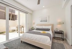 Others 6 Sea Breeze by Avantstay Across From Fort Lauderdale Beach! Pool, Out Door Dining, Fire Pit!