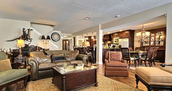 Lain-lain Luxury Townhome at the Canyons by Avantstay Located in Historic Park City w/ Hot Tub