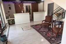 อื่นๆ Lakeview Hotel