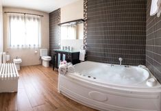 Others 4 Callejón del Pozo