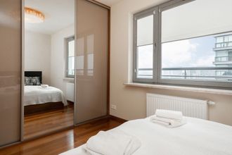 Lain-lain 4 Apartment Jeziorańskiego by Renters