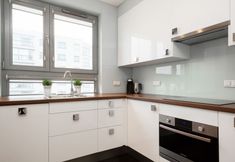 Lain-lain 7 Apartment Jeziorańskiego by Renters