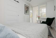 Lain-lain 7 Schillera Apartment by Renters