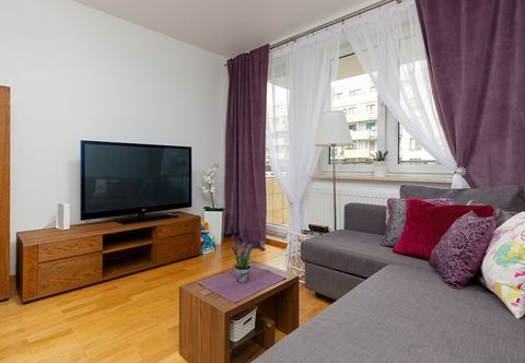 Others Apartment Skoroszewska Warsaw by Renters