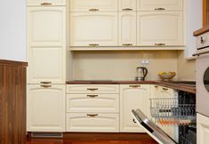 Others 6 Apartment Polkowska Warsaw by Renters