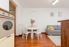 Others 7 Apartment Polkowska Warsaw by Renters