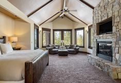 Others 5 Big Pine by Avantstay Stunning Secluded Oregon Home w/ Hot Tub