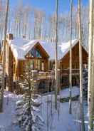 Imej utama Snowdrift Cabin by Avantstay Breathtaking Home w/ Prime Ski Access & Hot Tub