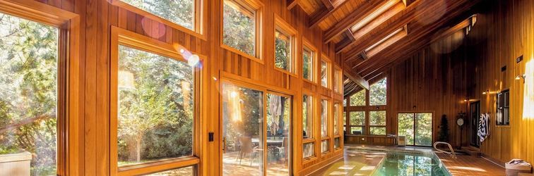 Others Sunriver by Avantstay Cozy Mountain Home w/ Indoor Pool and Hot Tub